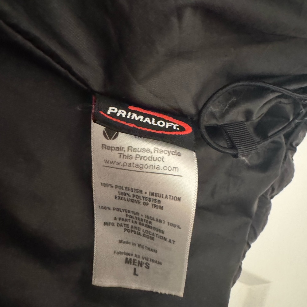 Patagonia Men's Nano Puff Quilted Vest Black - Picture 4 of 5